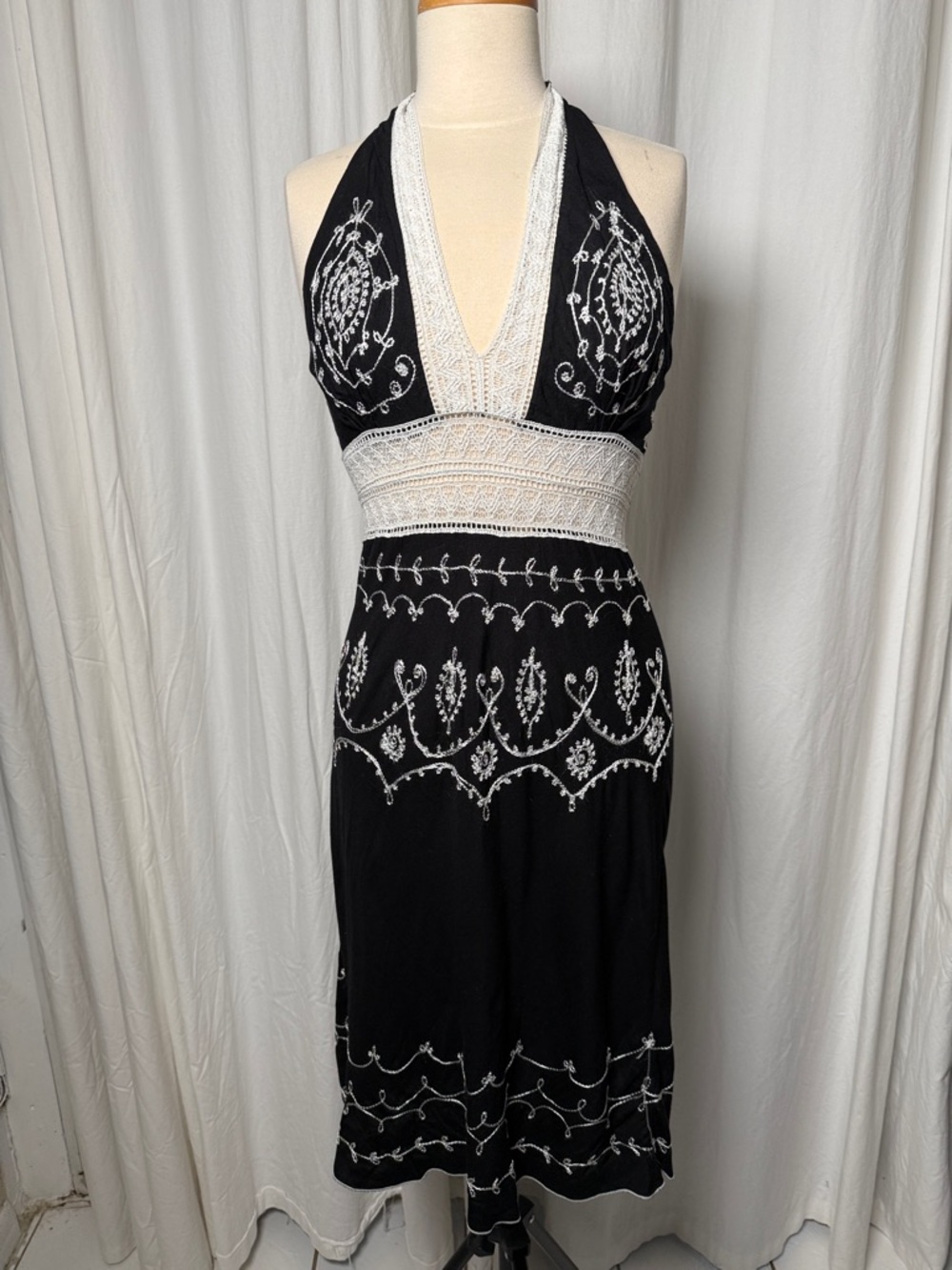 Black Embroidered Halter Midi Dress - White Detailing - Picture 3 of 8